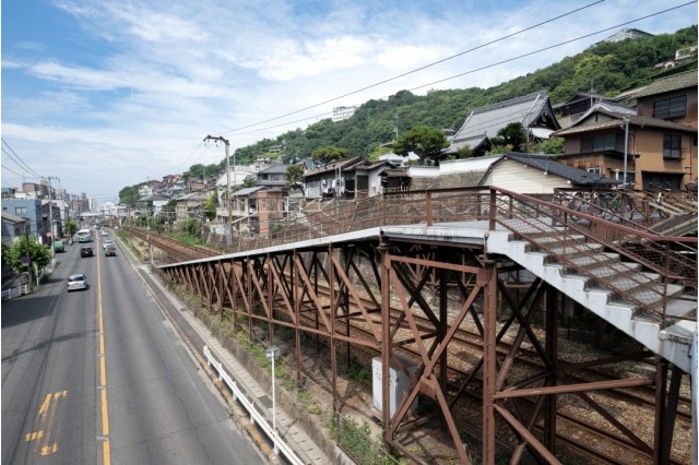 10年後、美雪が歩いた跨線橋