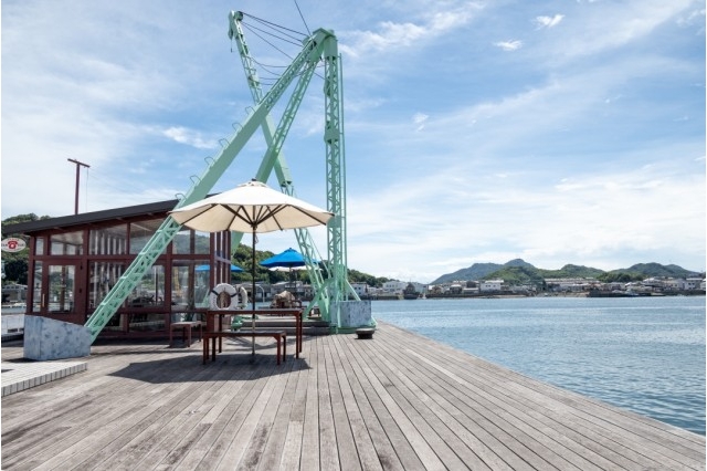 同窓会後、10年前の夏に思いを馳せる場所(尾道市役所)