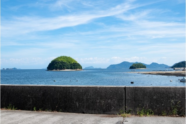 向島から見る瀬戸内海の夏風景